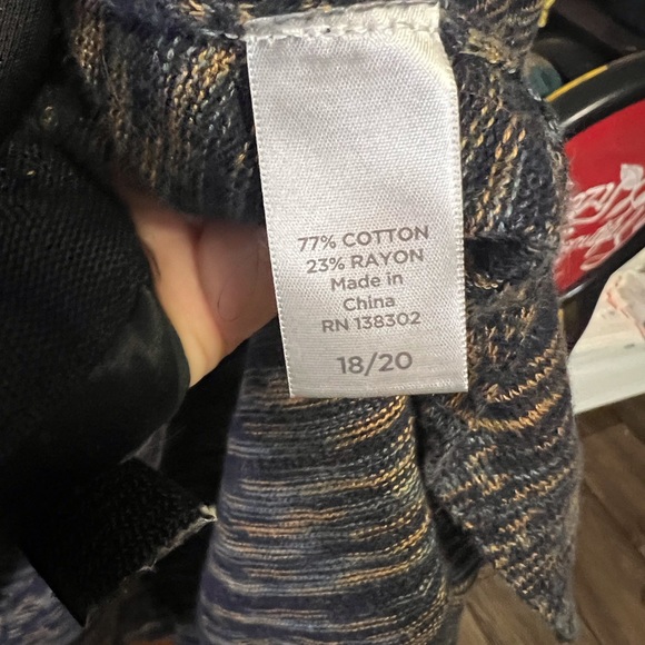 Avenue Blue and Beige Long Sleeve Duster- Sweater Size 18/20 - Picture 6 of 7